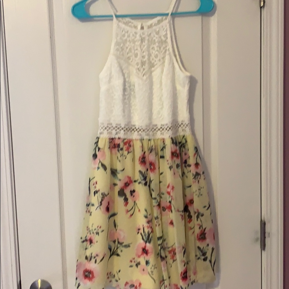 White and yellow dress